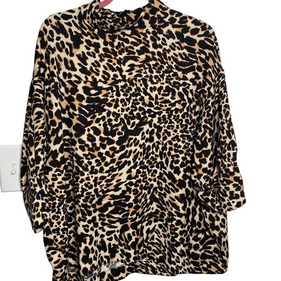 Zara Woman XXL Leopard Turtle Neckline Bubble Sleeve - Picture 1 of 4